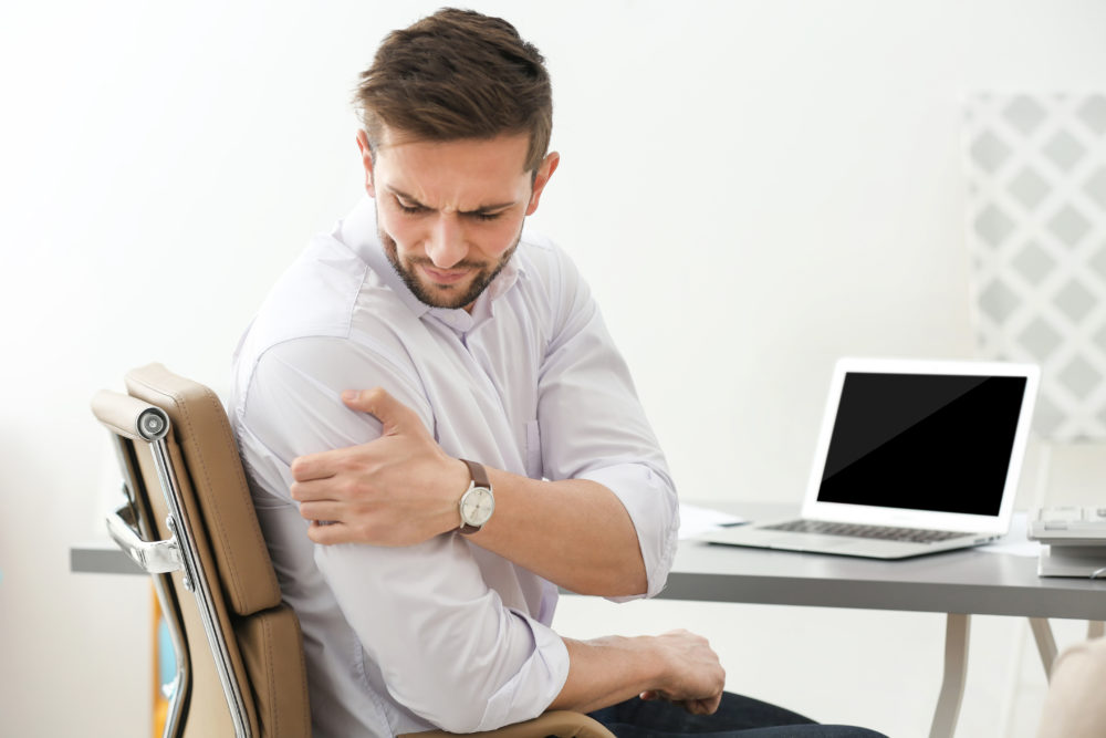 shoulder pain treatment in Hanford